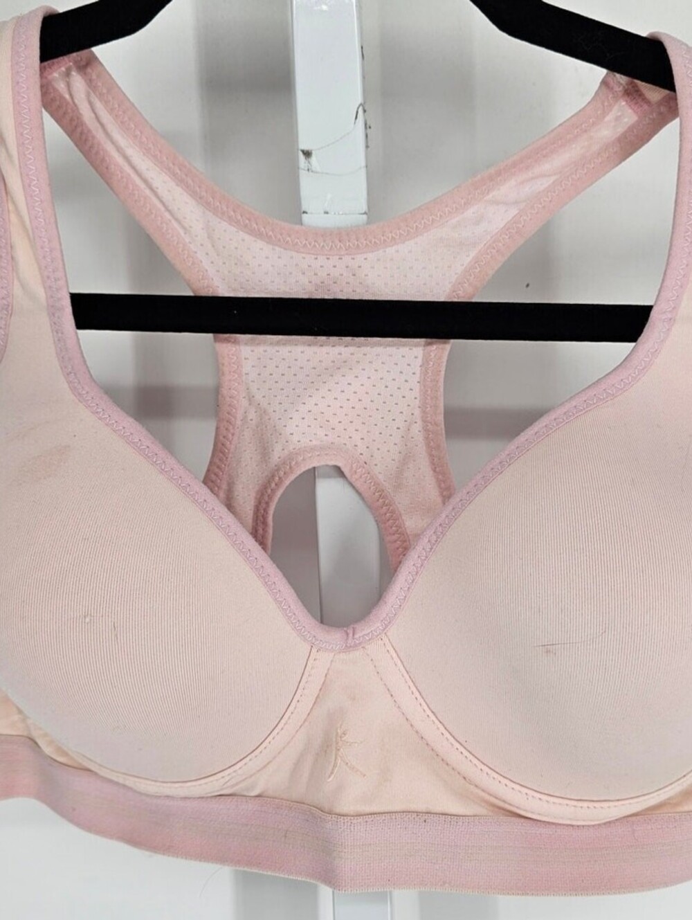 Danskin Now Womens Sz M Lightly Padded Medium Impact Sports Bra Light Pink
